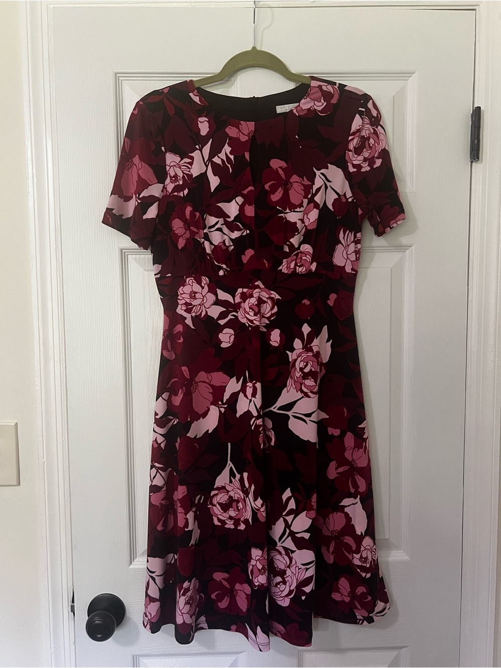 London Times Women’s 8P Petites Burgundy Pink Floral Round Neck Midi Dress Lined